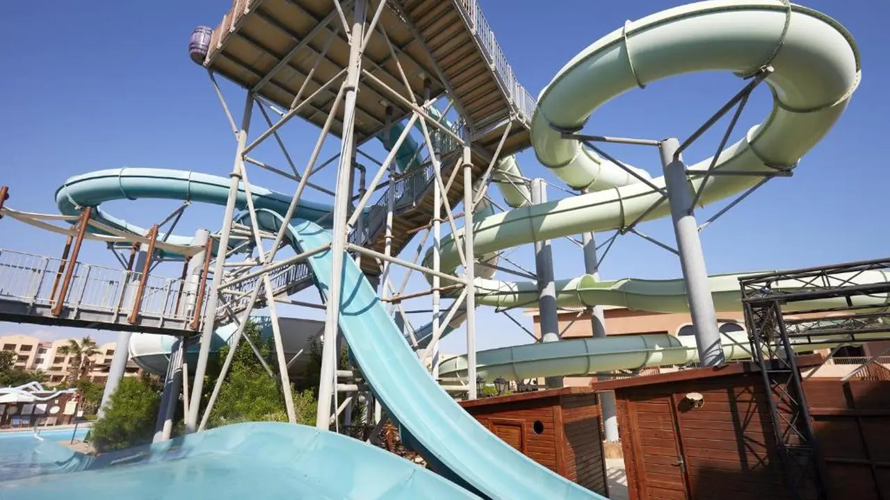 الفندق كورال سي هوليداي أكوا بارك - شرم الشيخ